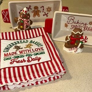 Gingerbread 2 Mini Loaf Bakeware.  Never Used Gingerbread Dish Towel EUC 2 minis